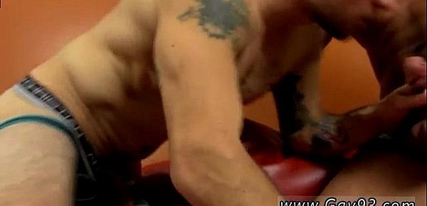  Small teen with bodybuilder fuck gay Mutual blowing gets things